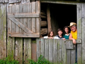 felts family at the barn